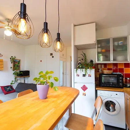 Appartement Cosy Metro Orly 4pers *